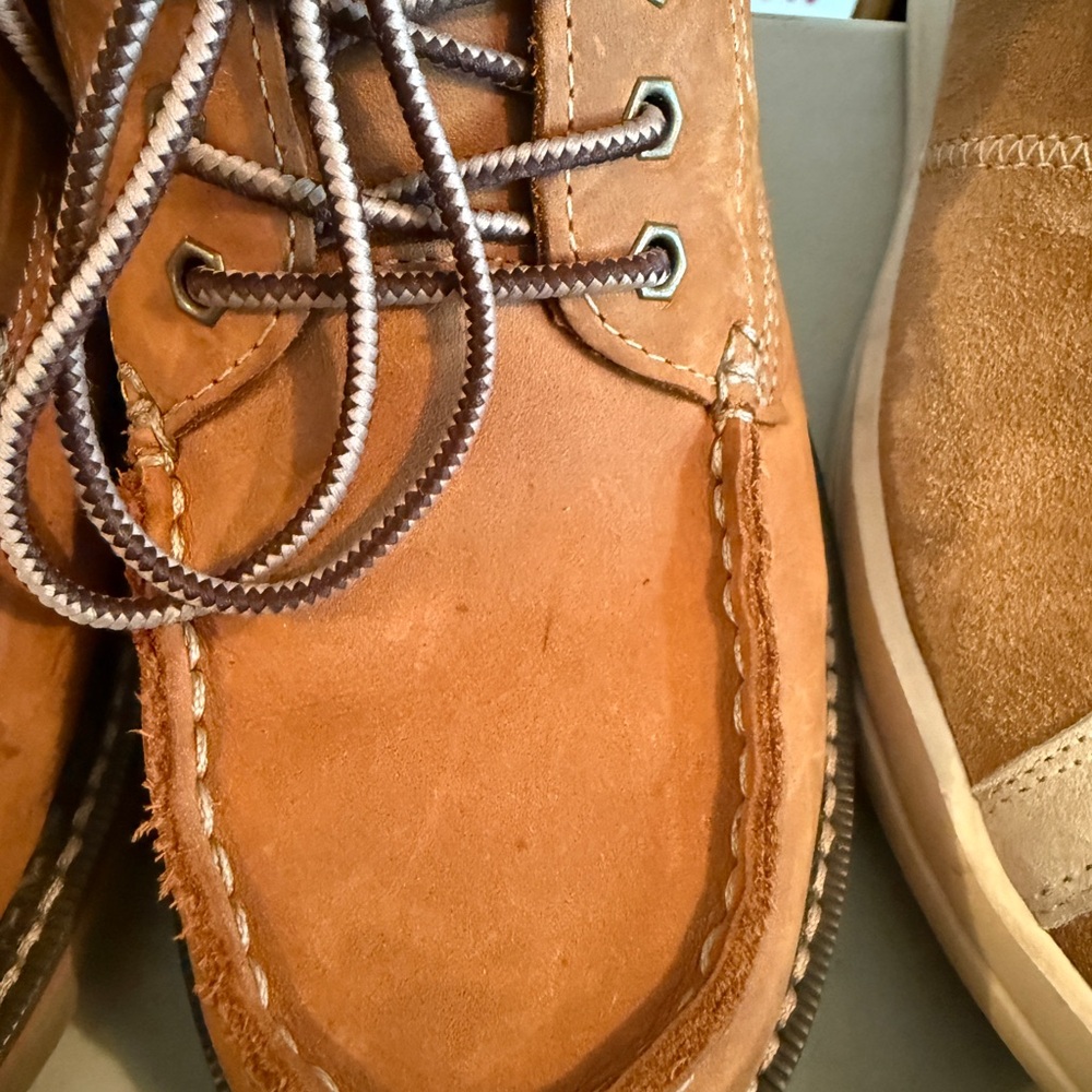 Eddie Bauer Tan Moc-Toe Leather Boots - Picture 6 of 9